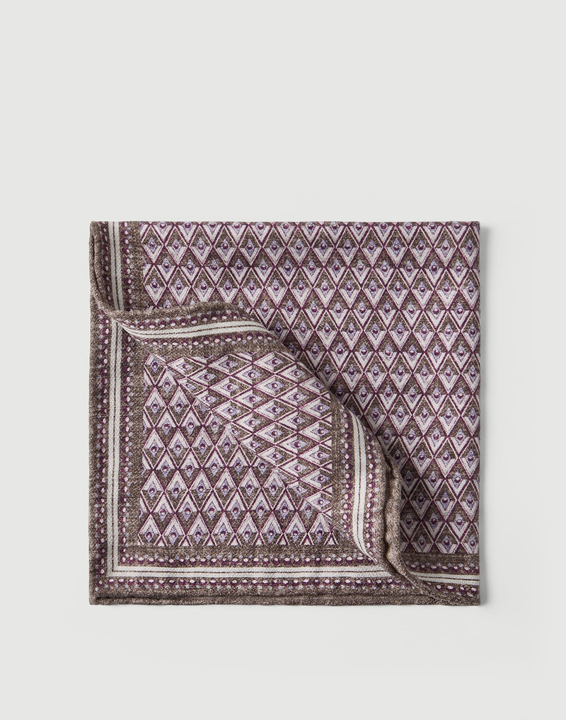 Silk pocket square with geometric design 1