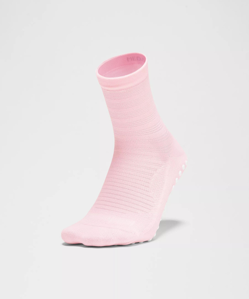 Find Your Balance Grip Socks *Mesh 3