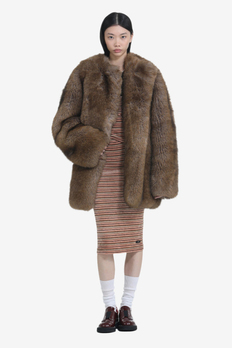 OVERSIZED OPEN FAUX FUR 1