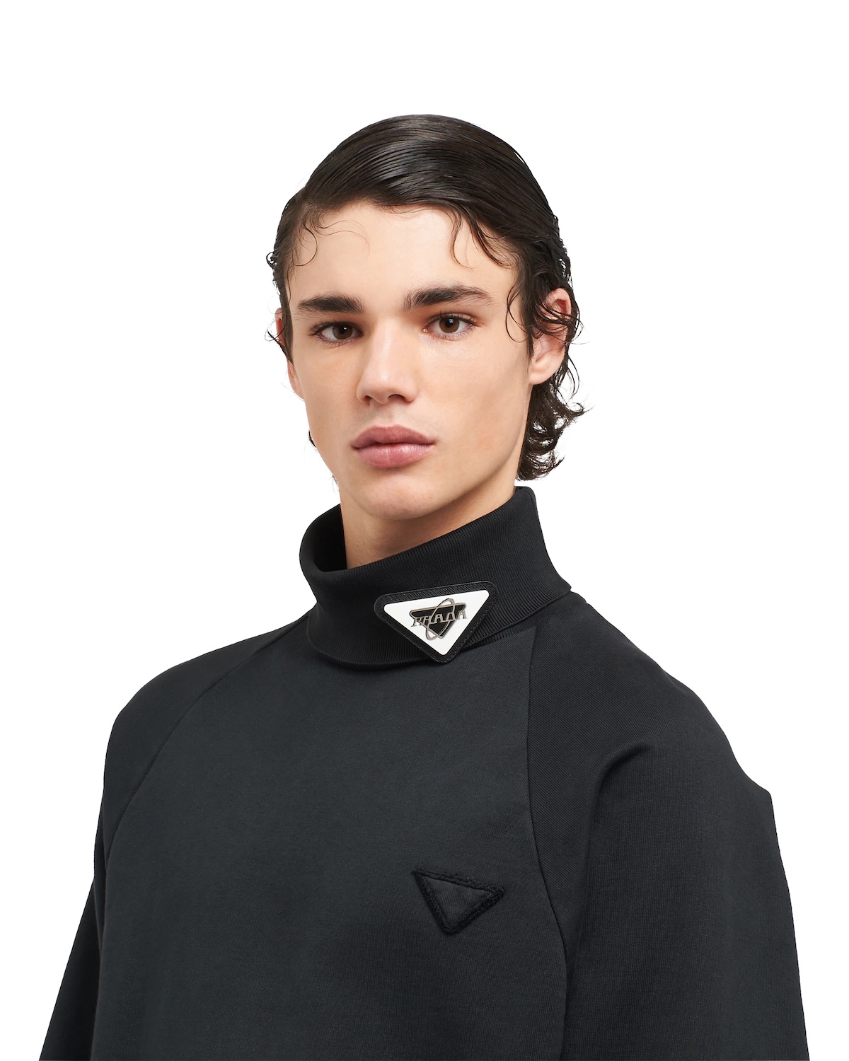 Pin with Saffiano trim 3