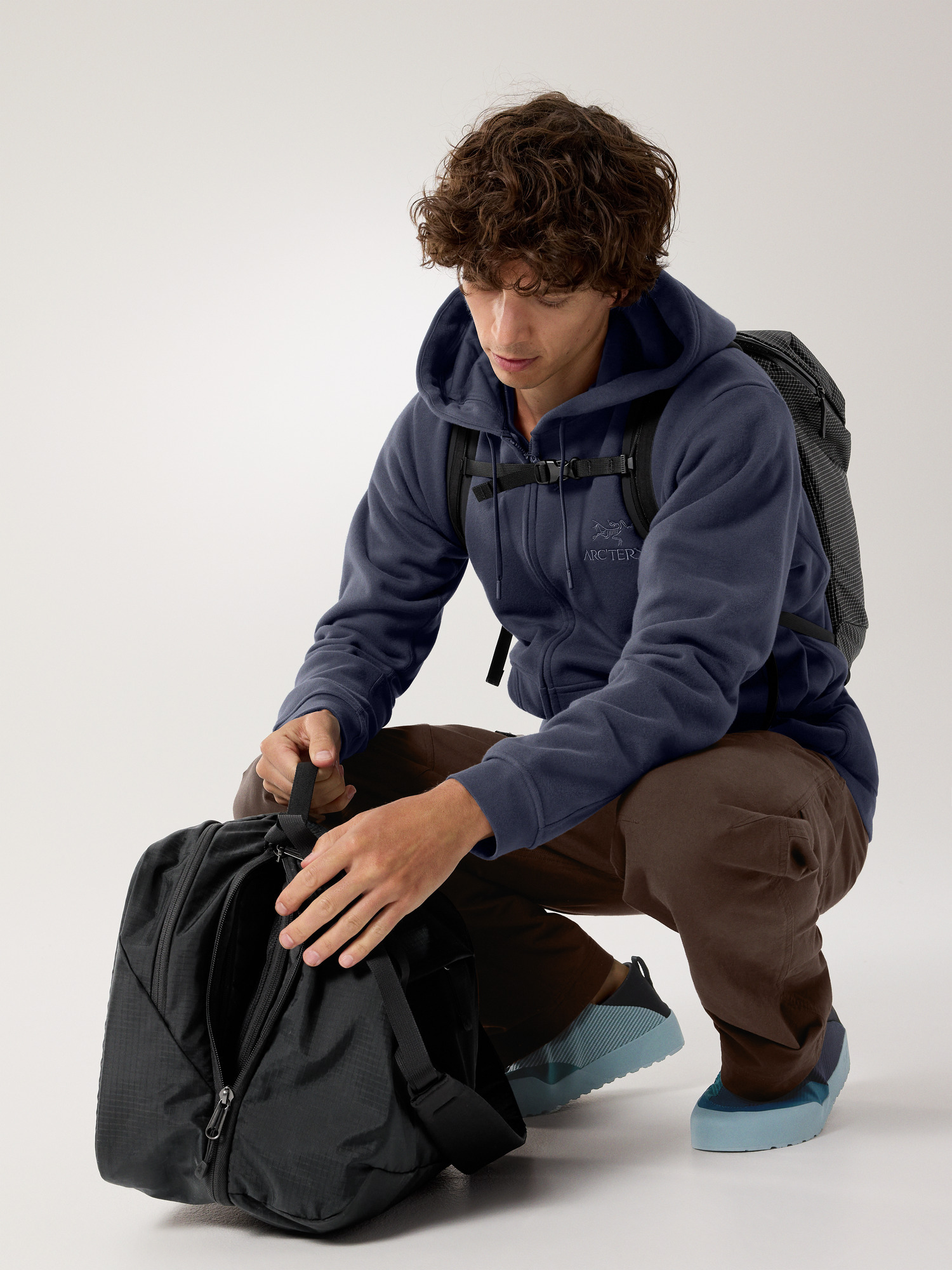 Emblem Fleece Full Zip Hoody - 3