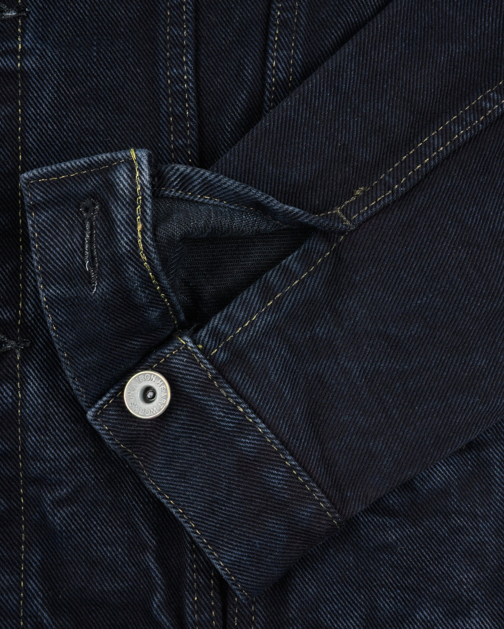 IH-526Lod 19oz Left-Hand Twill Selvedge Denim Type III Jacket -  Indigo Overdyed Black - 10