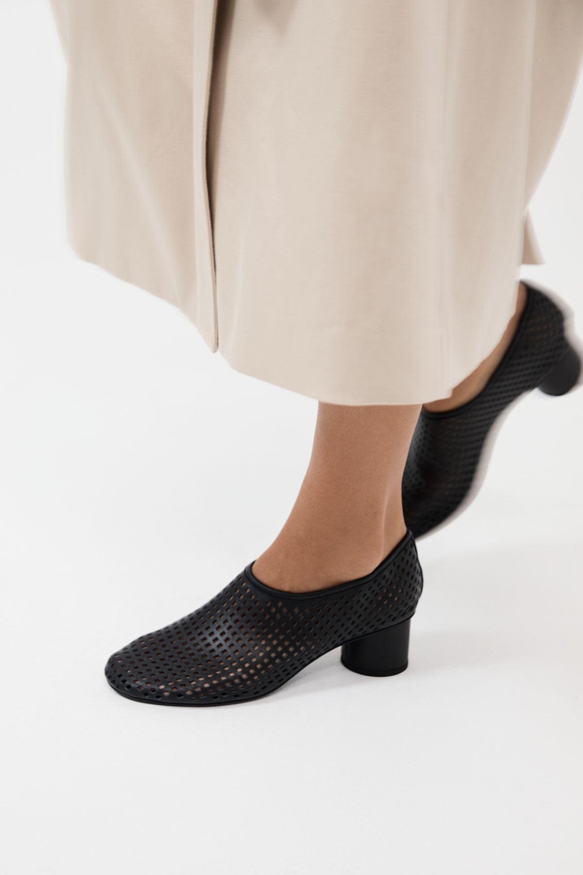 Perforated Ballet Heel - Black - 5