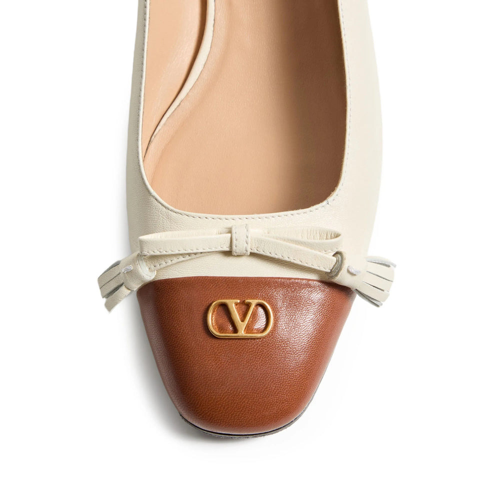 Valentino Garavani Neutrals Ballet Flats Women - 6