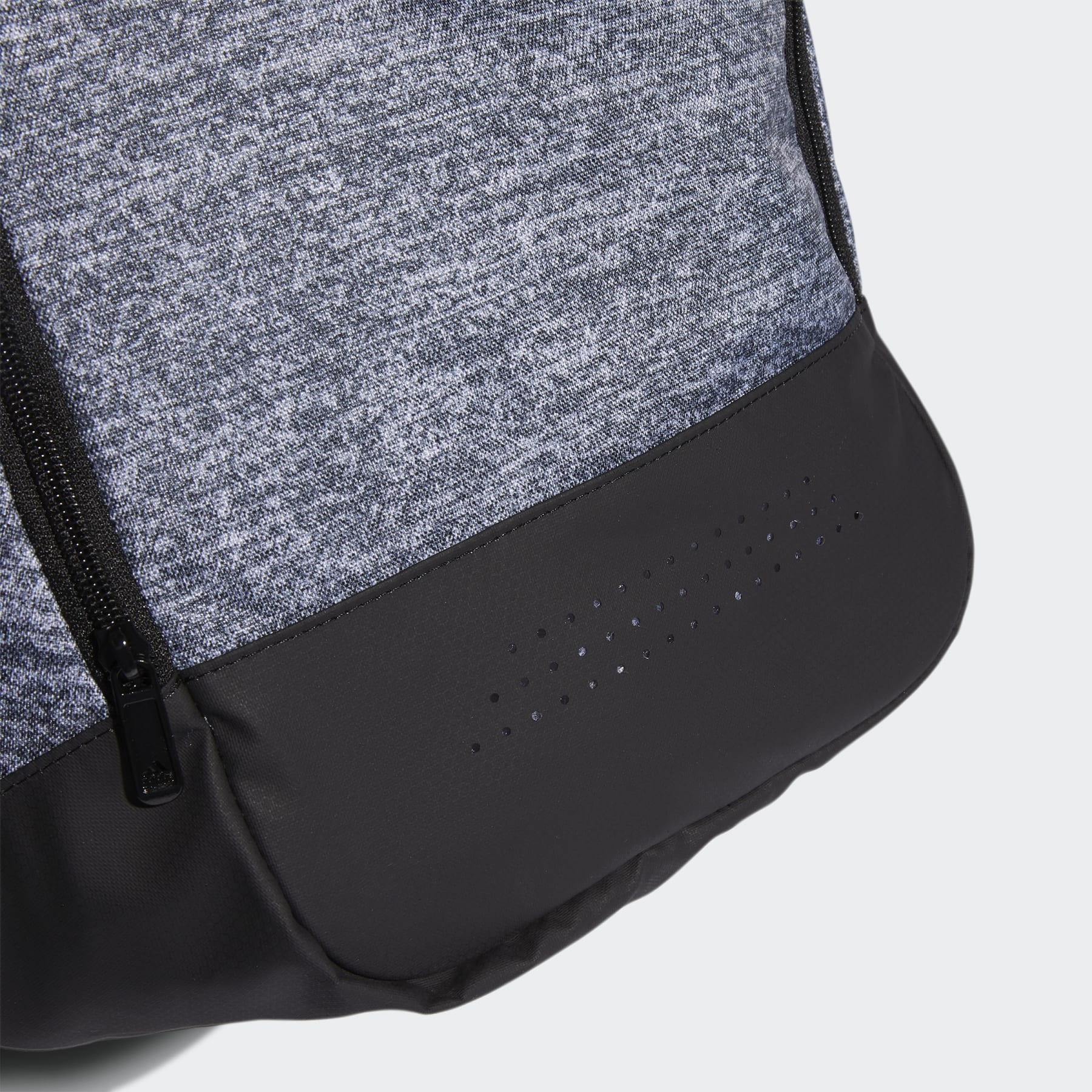 Defender Duffel Bag Medium - 7