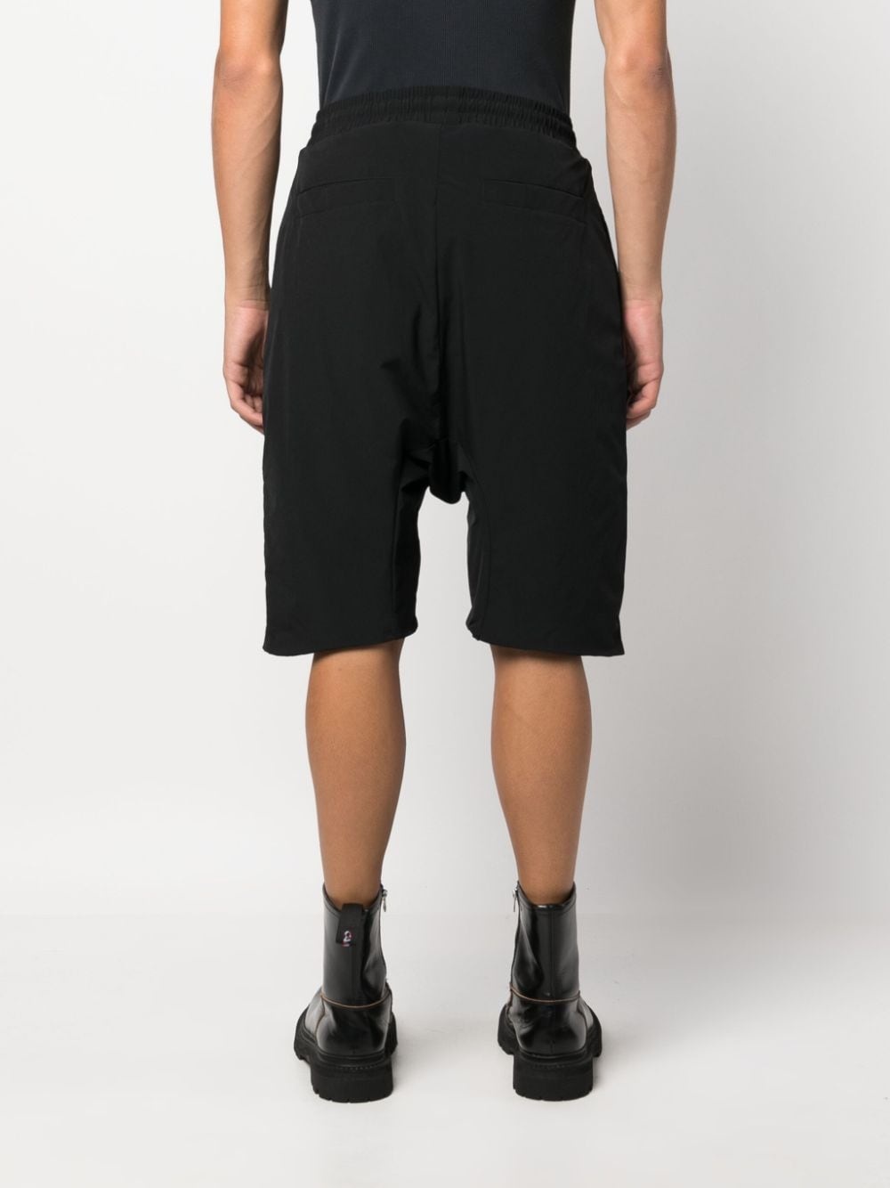 elasticated-waist drop-crotch shorts - 4