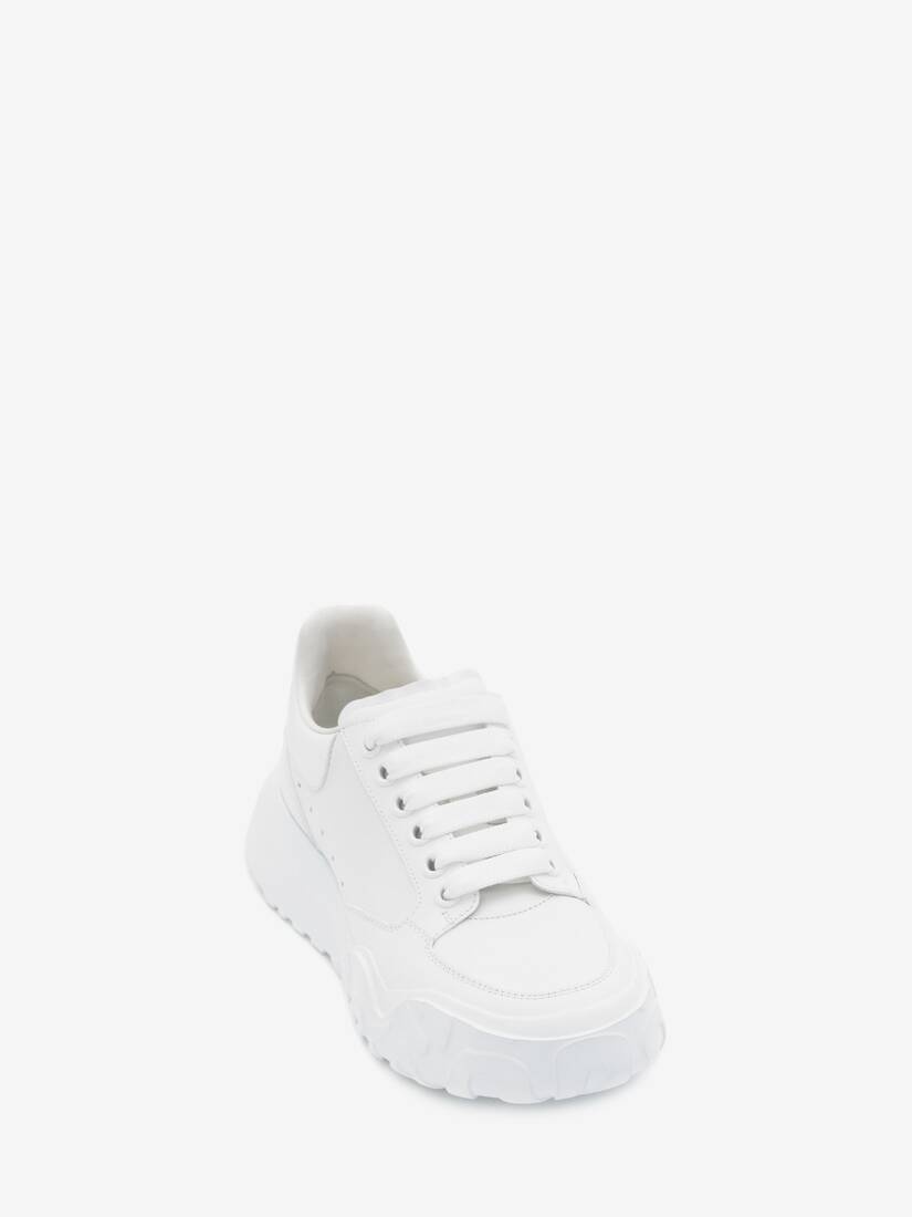 Court Trainer in White - 2