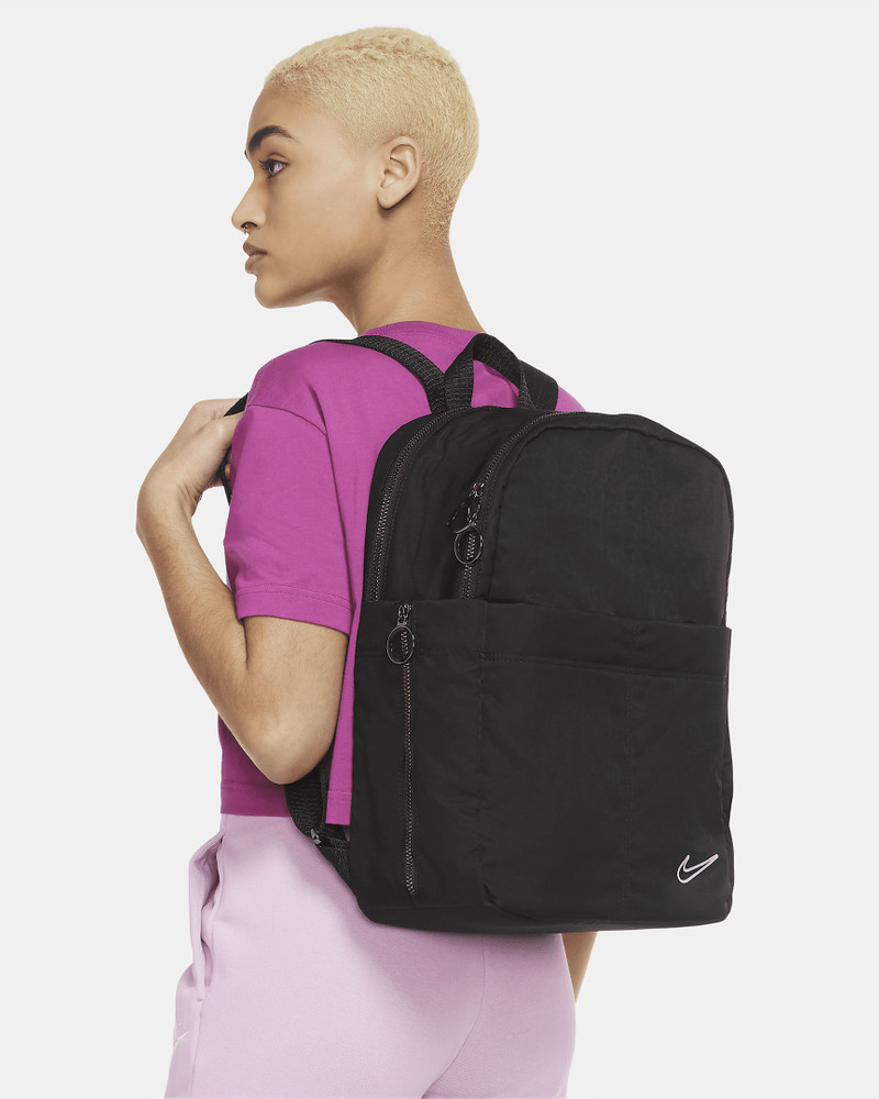 Nike Nike Women's One Luxe Backpack (21L) outlook