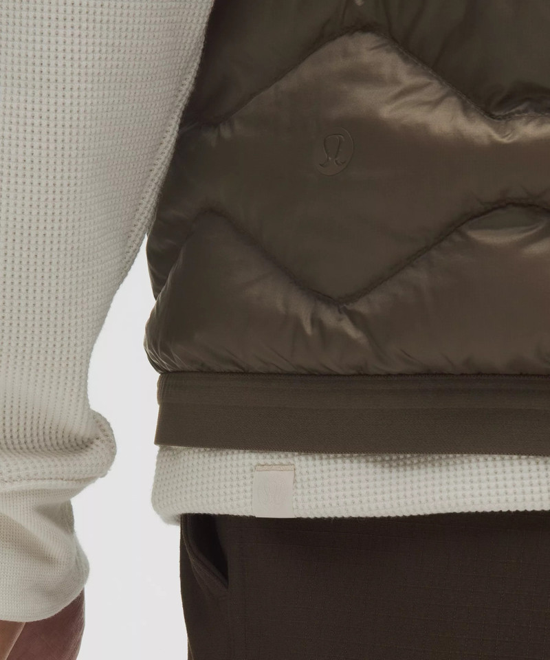 Men's Featherweight 900-Down-Fill Quilted Vest 6
