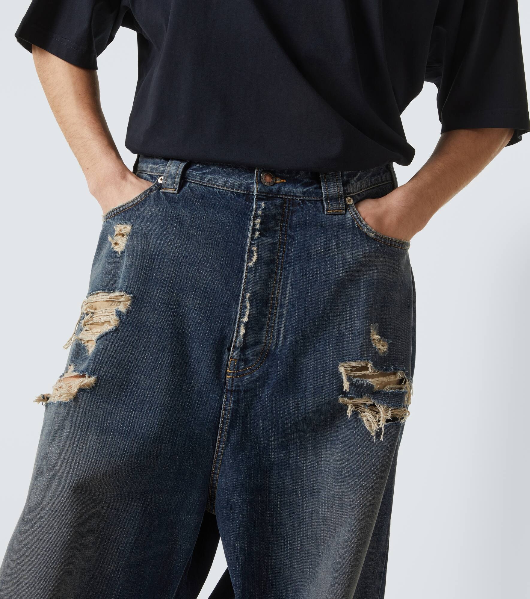 Distressed mid-rise wide-leg jeans - 5