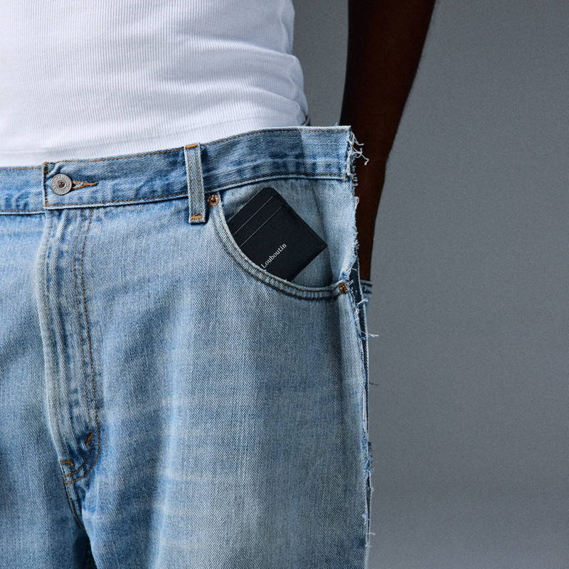 Christian Louboutin The Card Holder outlook