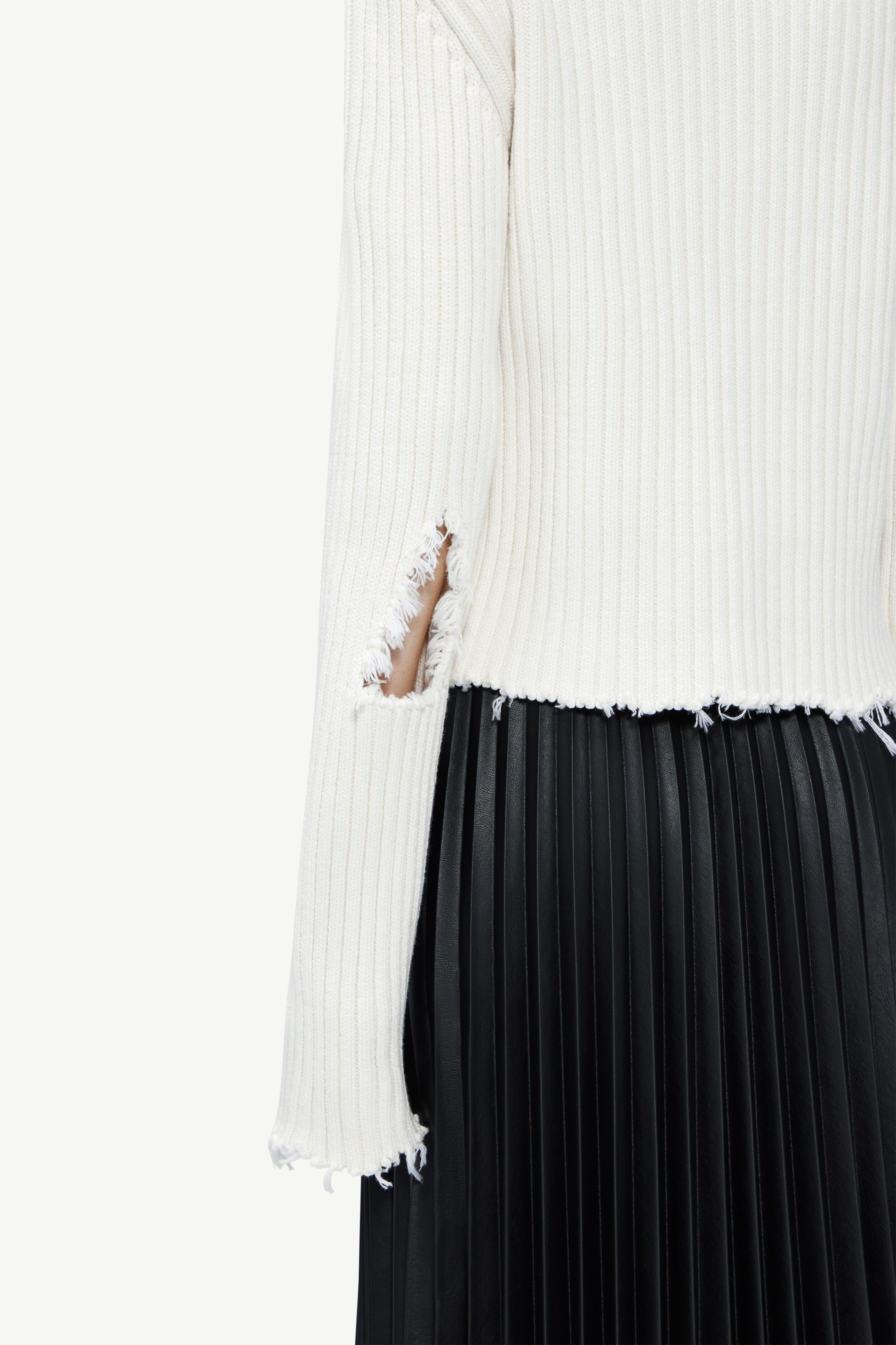 Cut-out jumper - 5