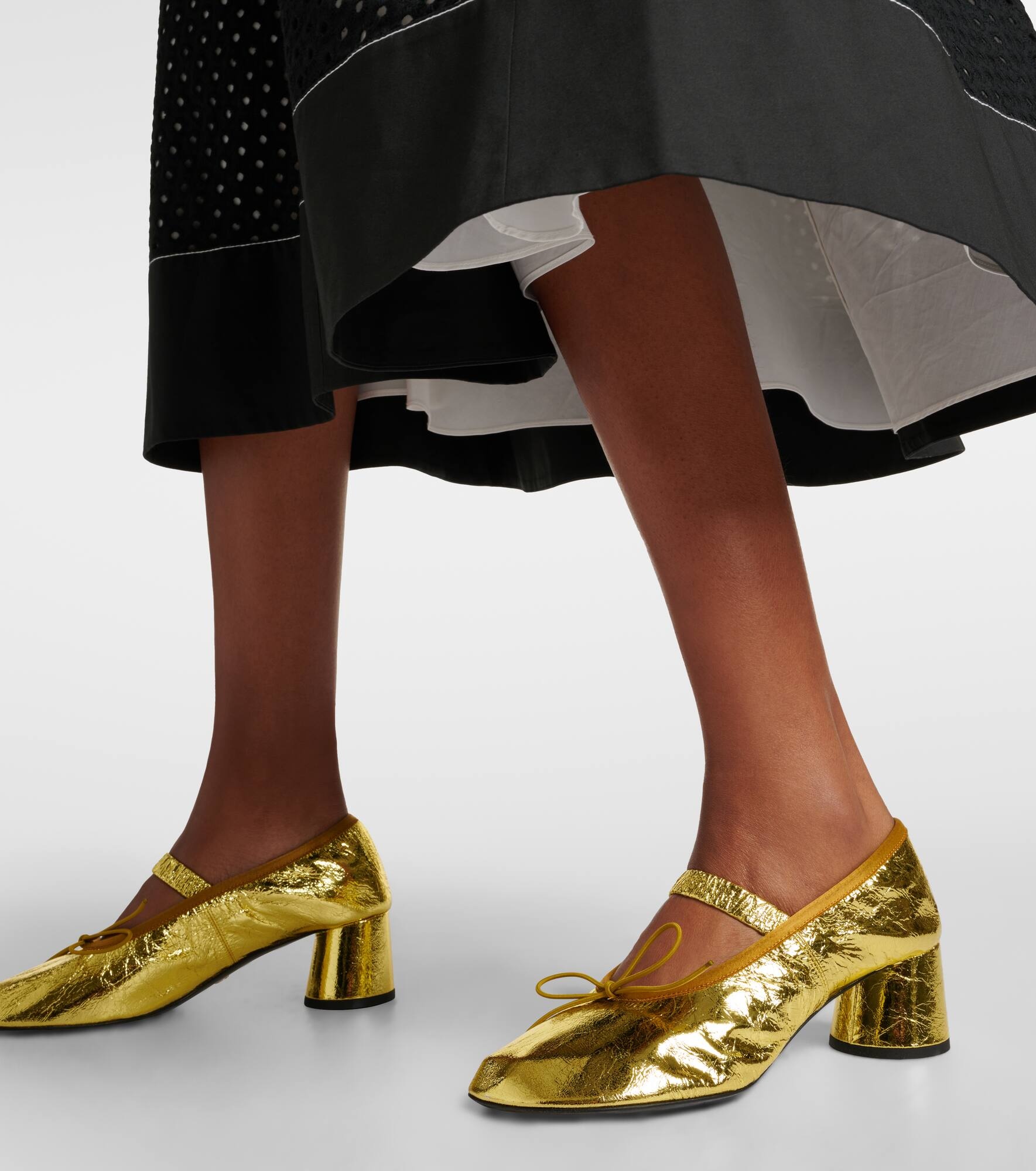 Glove metallic leather Mary Jane pumps - 4