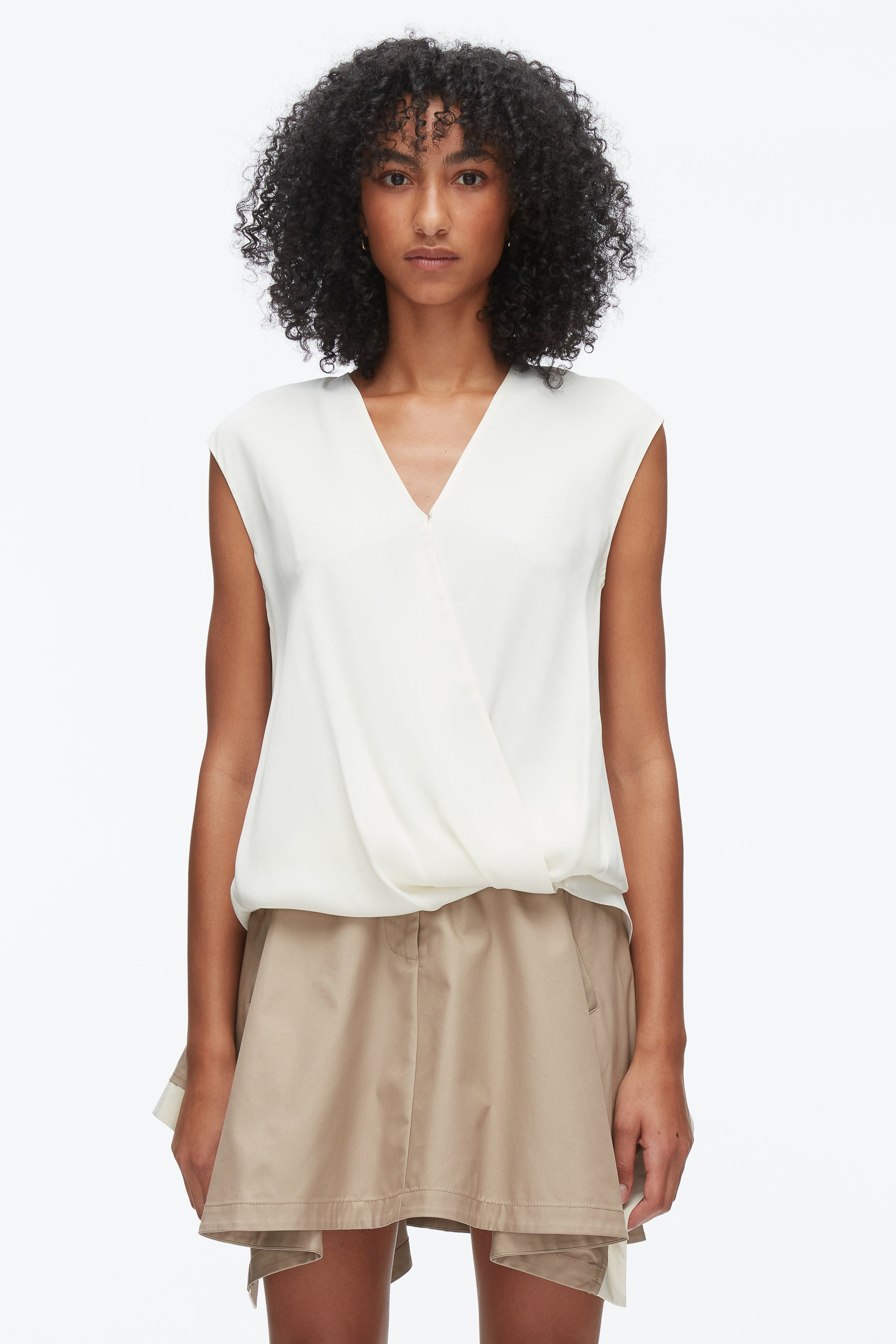 Soft Drape Sleeveless Blouse - 3