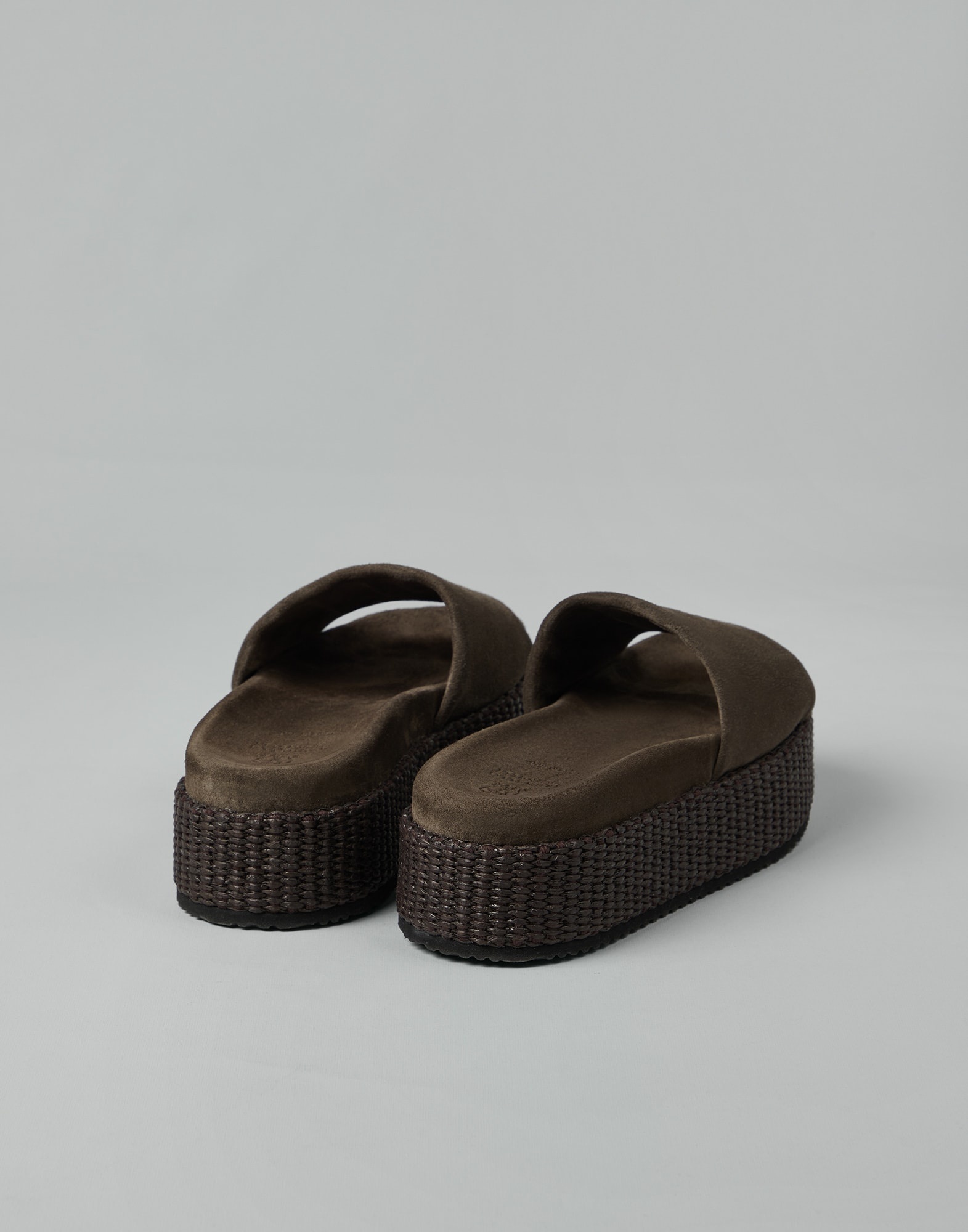 Suede and raffia platform slides - 2