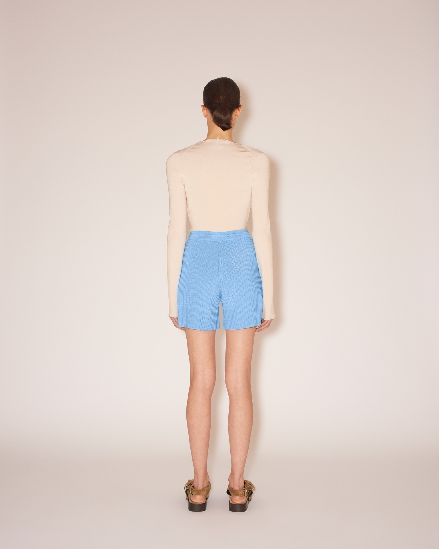 MALENA - Shiny viscose rib shorts - Bright blue - 5