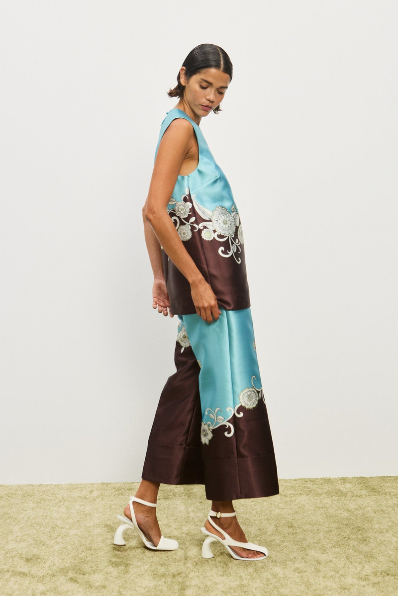 Gia Pant 3