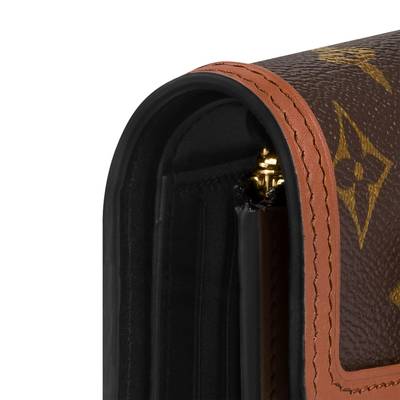 Louis Vuitton Dauphine Compact Wallet outlook