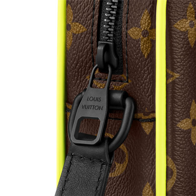 Louis Vuitton Christopher Wearable Wallet outlook