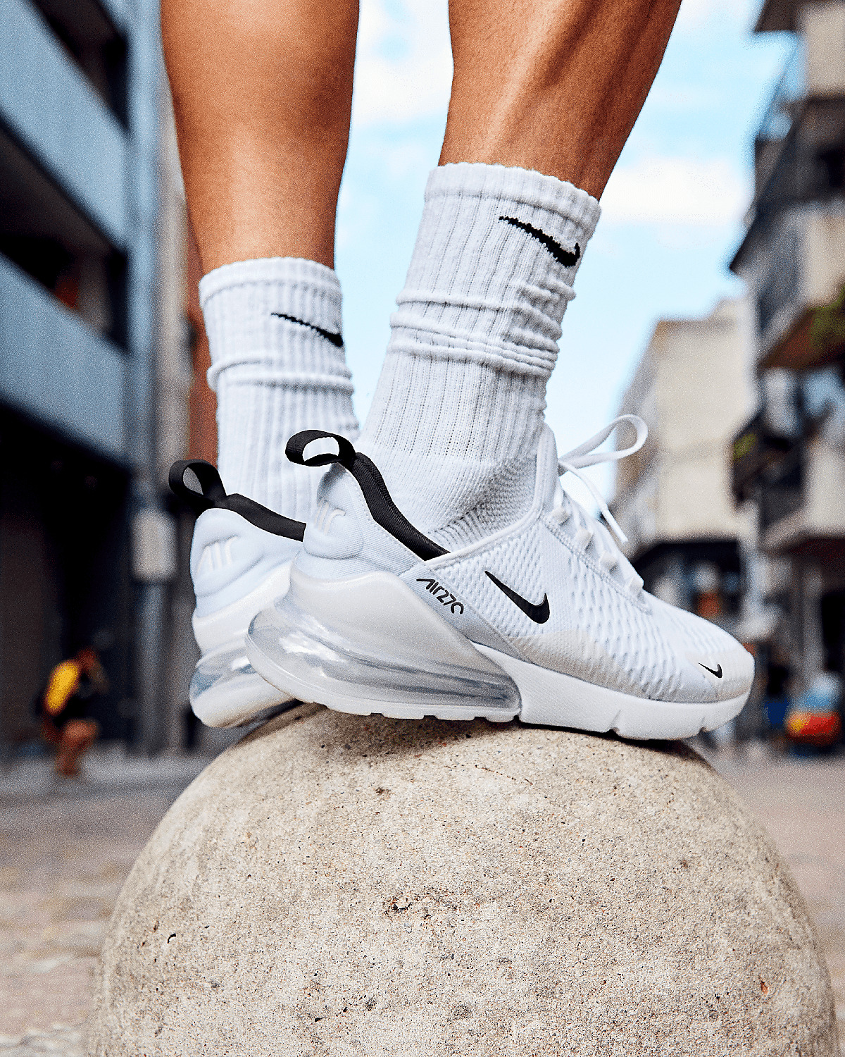 Nike Air Max 270 Men's Shoes - 9
