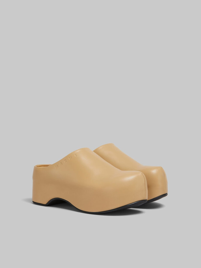 BROWN LEATHER CHUNKY CLOG SABOT 2