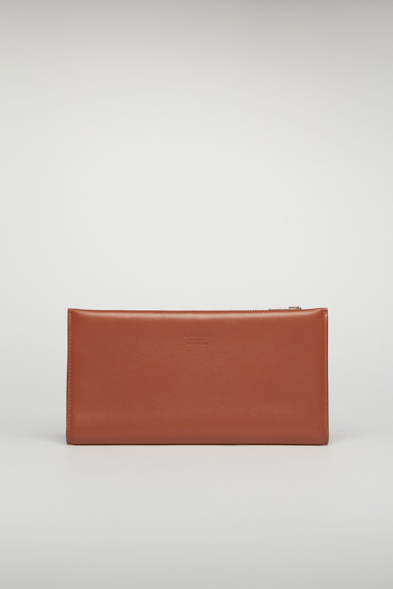 Bifold continental wallet almond brown 4