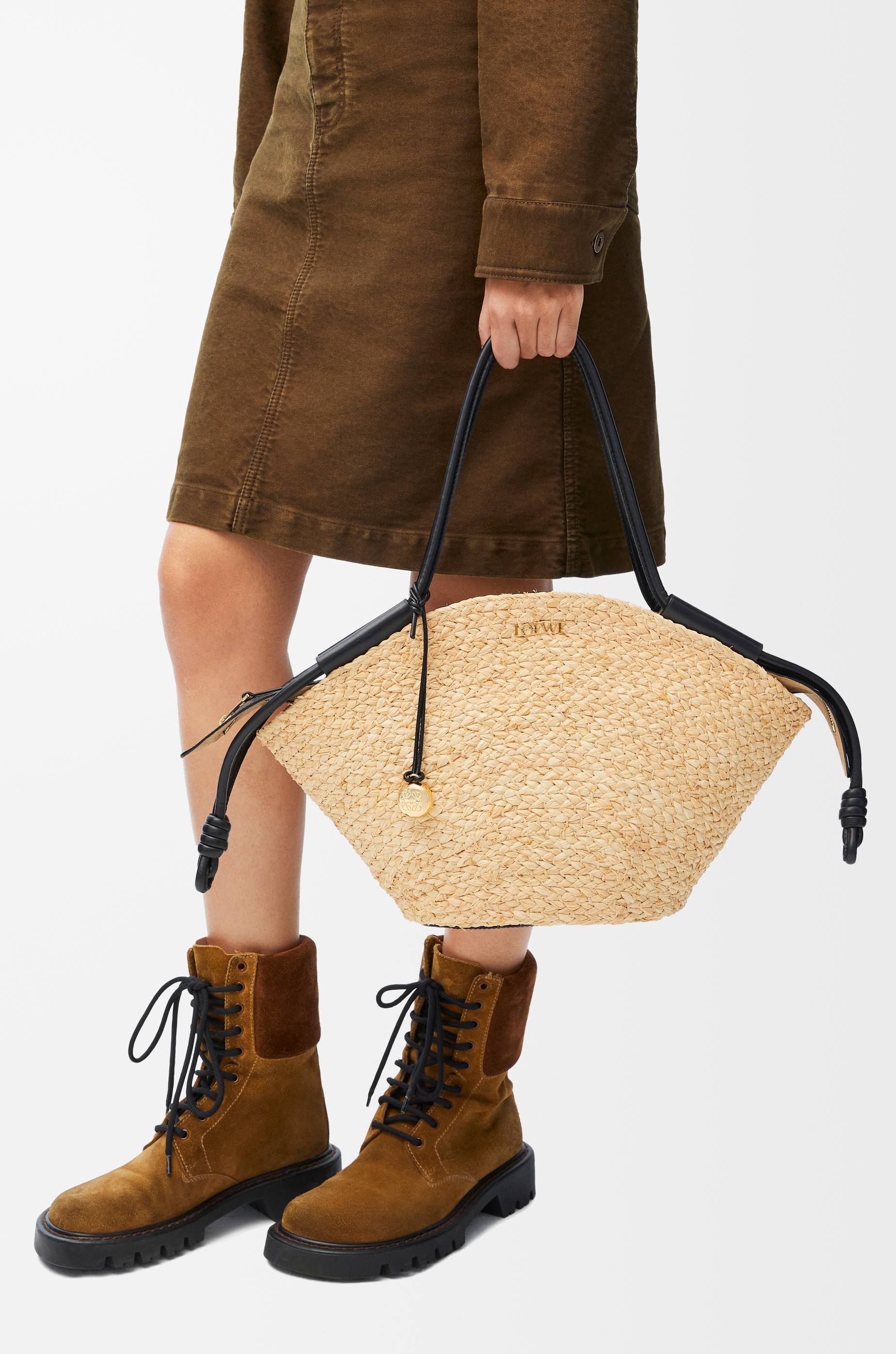 Small Paseo basket in raffia and nappa calfskin 2