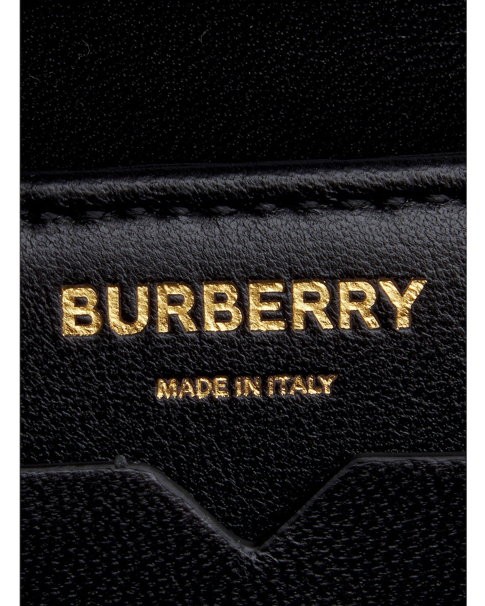 BURBERRY✨️ ブラック レッド usedヴィンテージ BURBERRY バーバリー チェック柄 マフラー 黒
