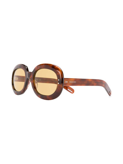 GUCCI oval frame sunglasses outlook