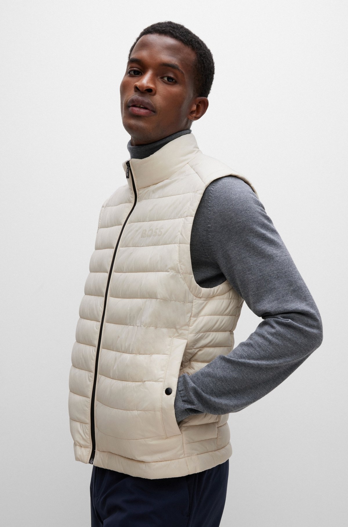 PACKABLE GILET WITH TONAL LOGO - 2