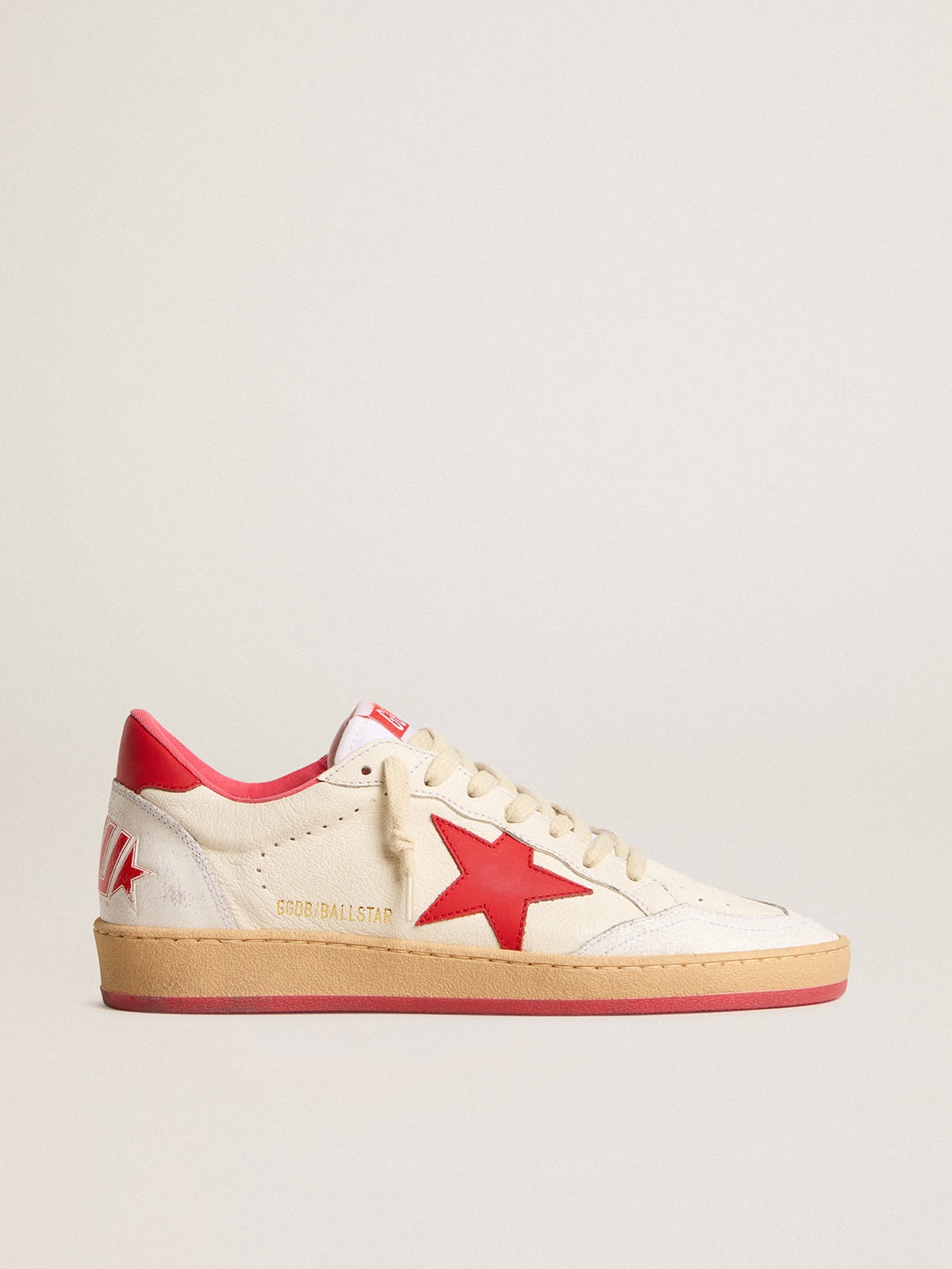 Golden Goose Men's Ball Star Wishes in white leather with a red star and  heel tab | REVERSIBLE