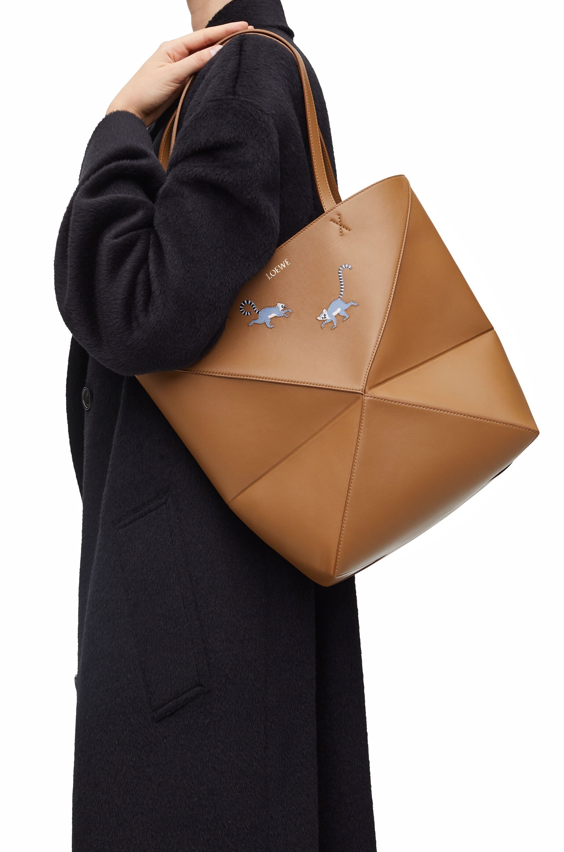 Lemur Puzzle Fold tote in shiny calfskin - 3
