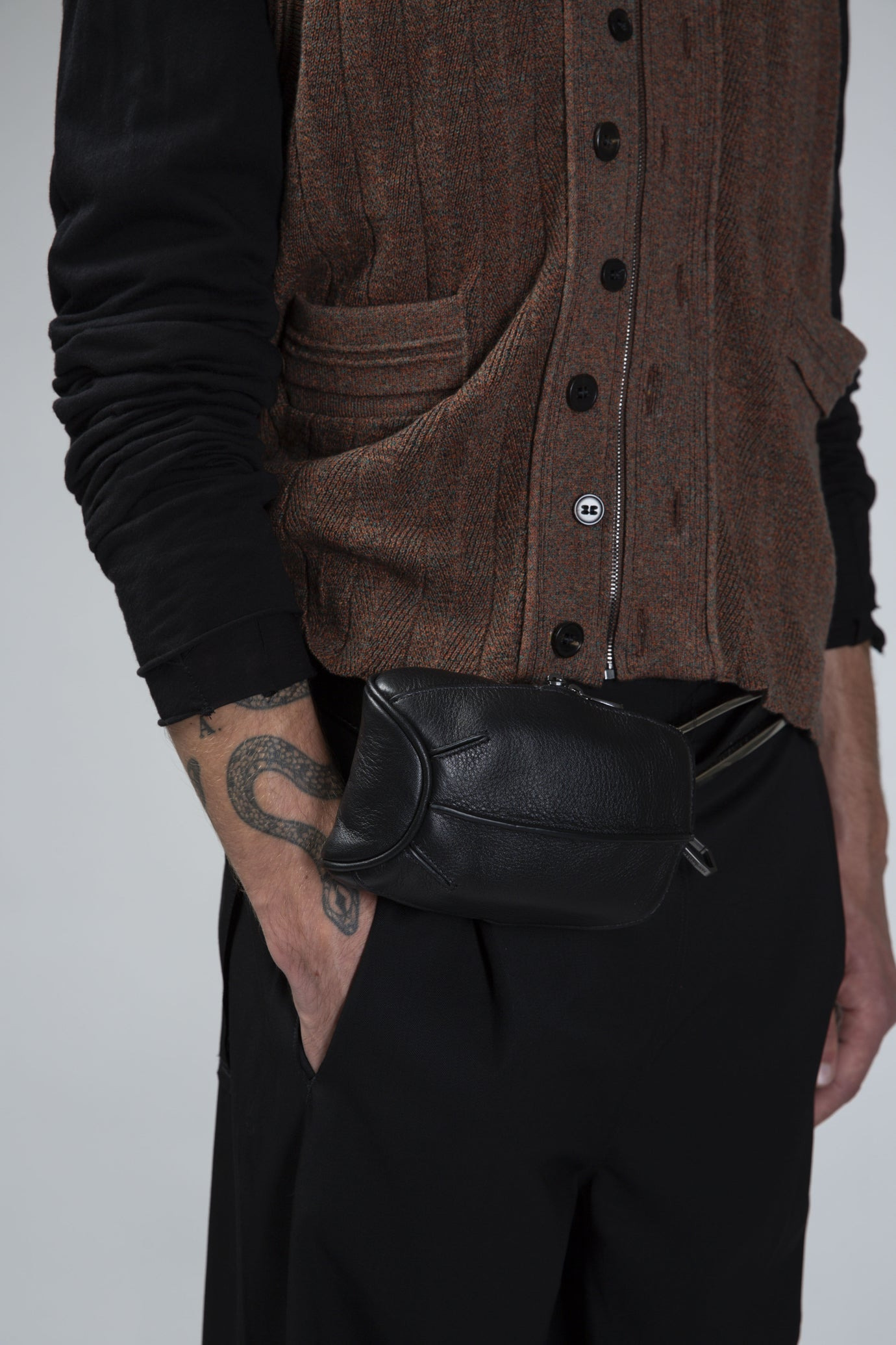 Black Vig Pouch - 4