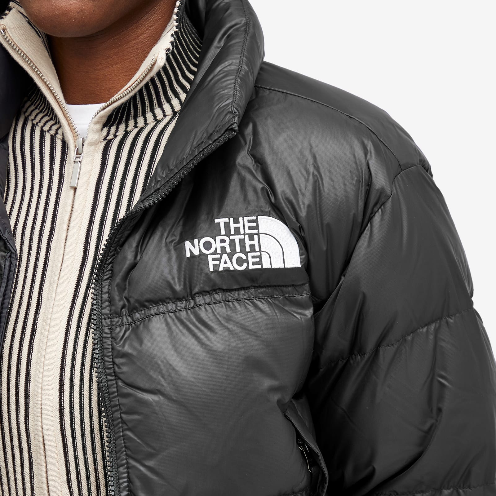 The North Face Short Nuptse Jacket - 5