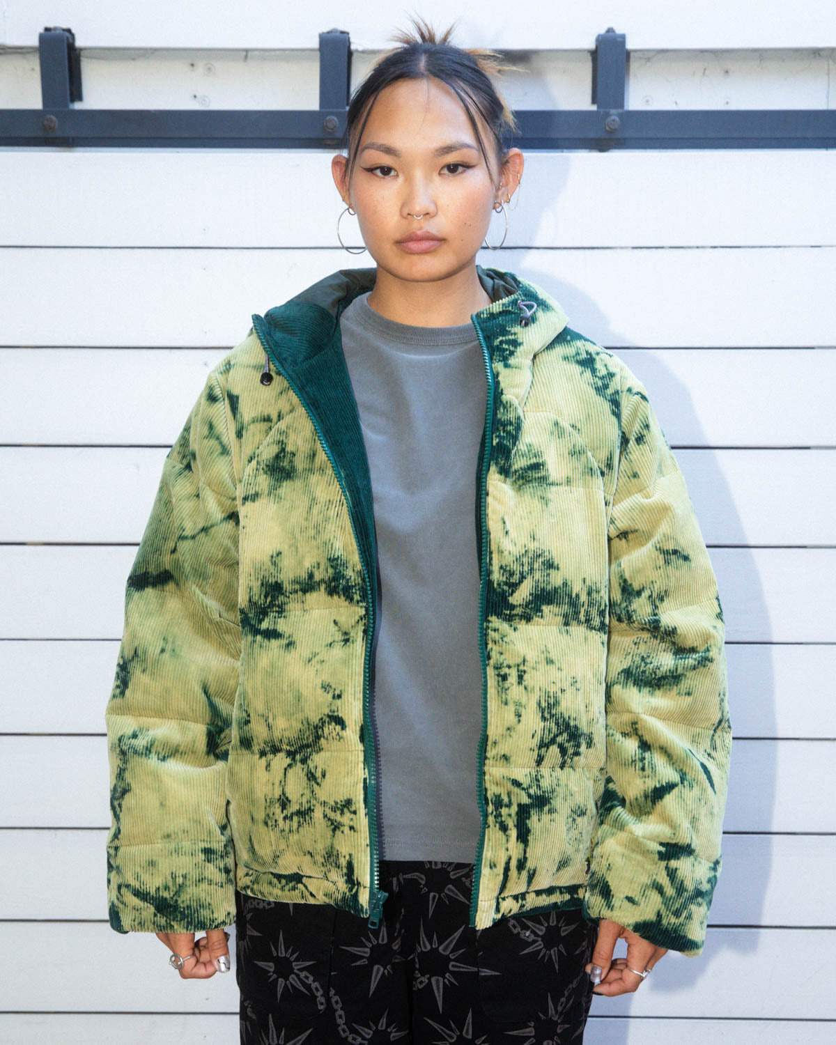 Bleach Dyed Dimension Puffer Jacket - Olive - 4