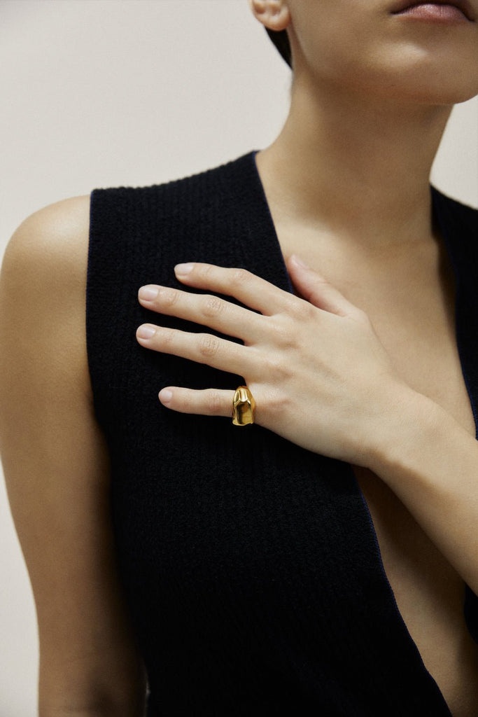 ICE CUBE PINKY RING GOLD - 2