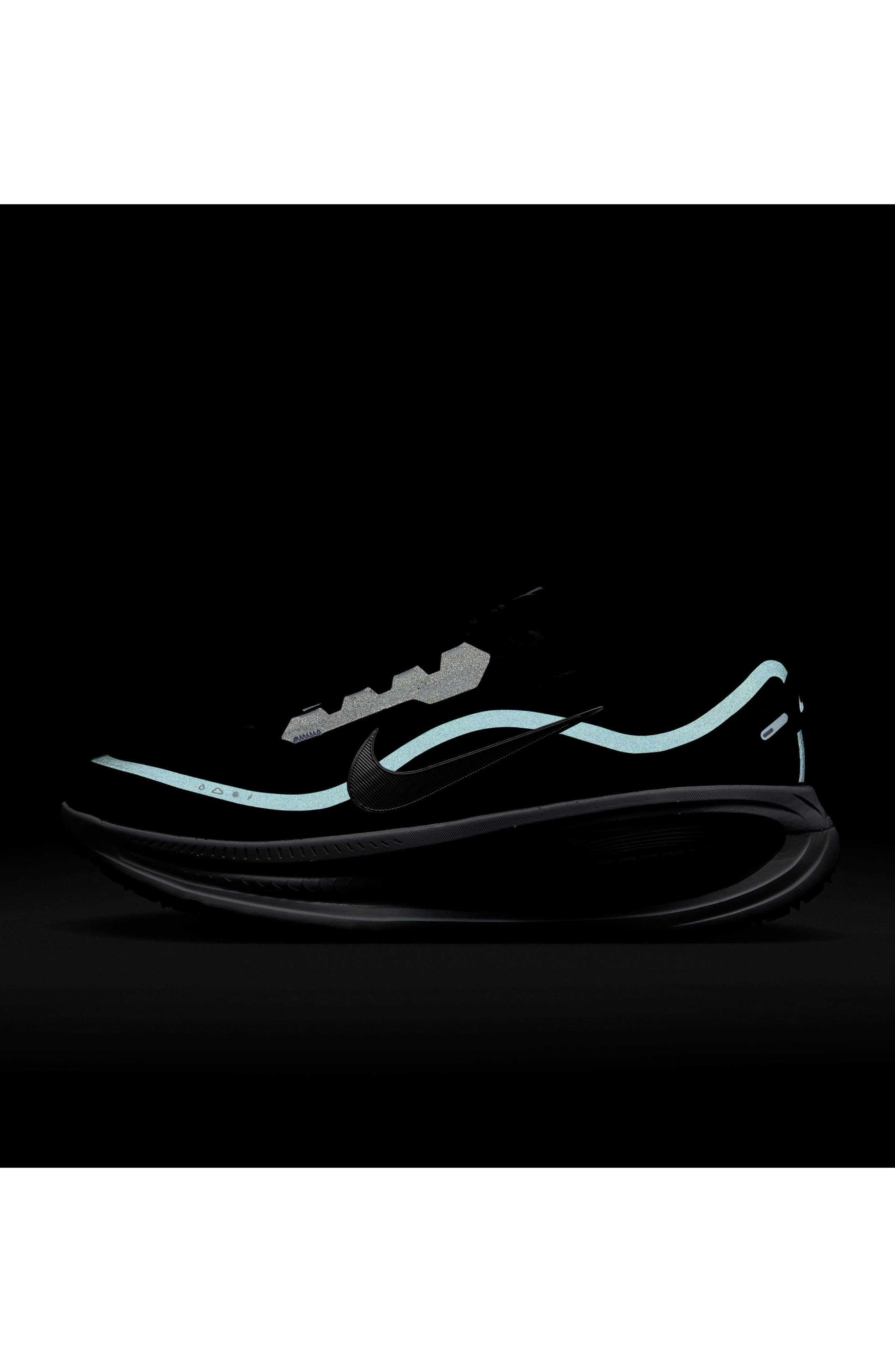 Nike Vomero 18 GTX Gore-Tex® Waterproof Running Shoe in 002 Black/m Silv at Nordstrom - 9