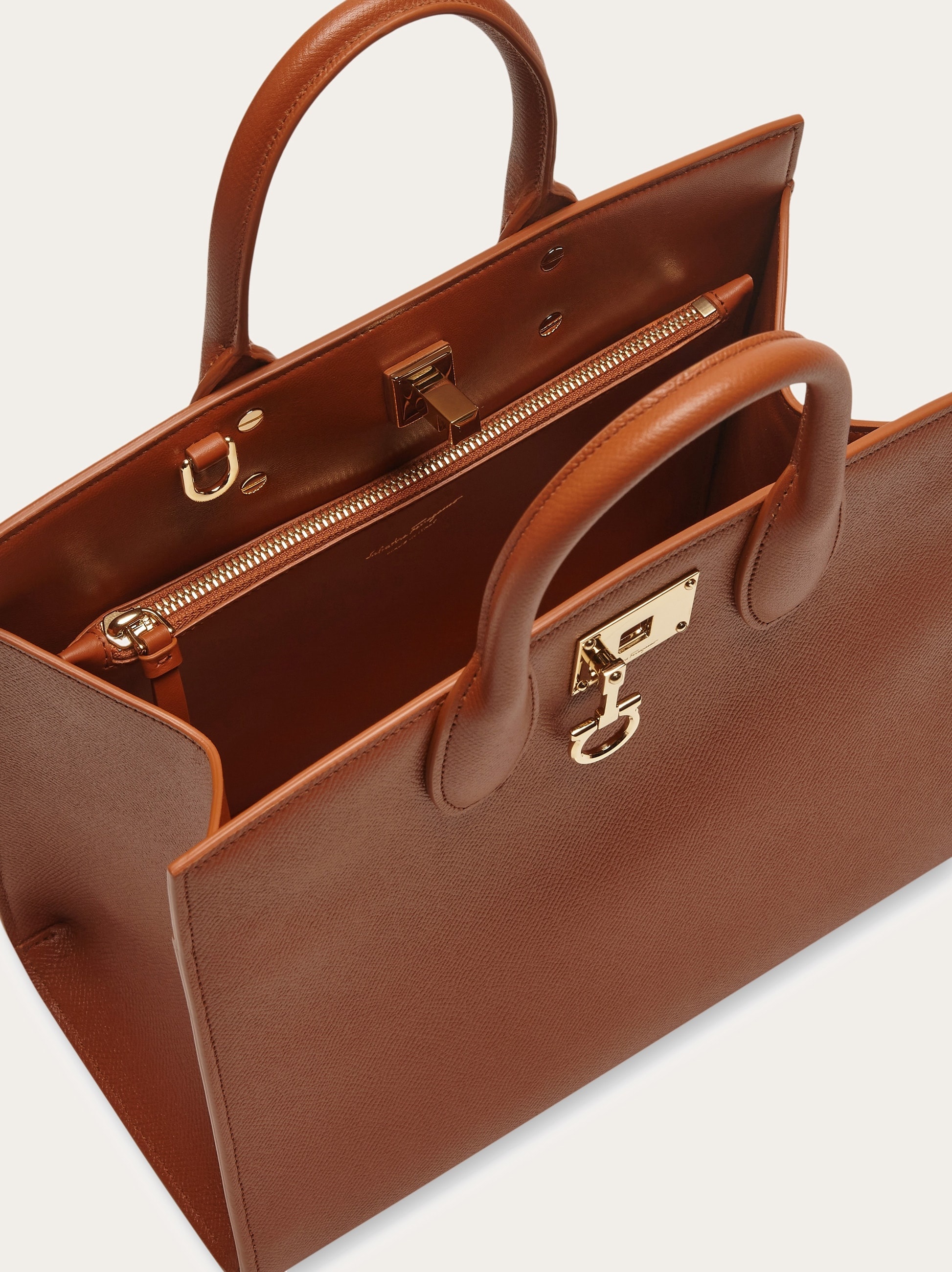 Ferragamo Studio Box bag (M) - 6