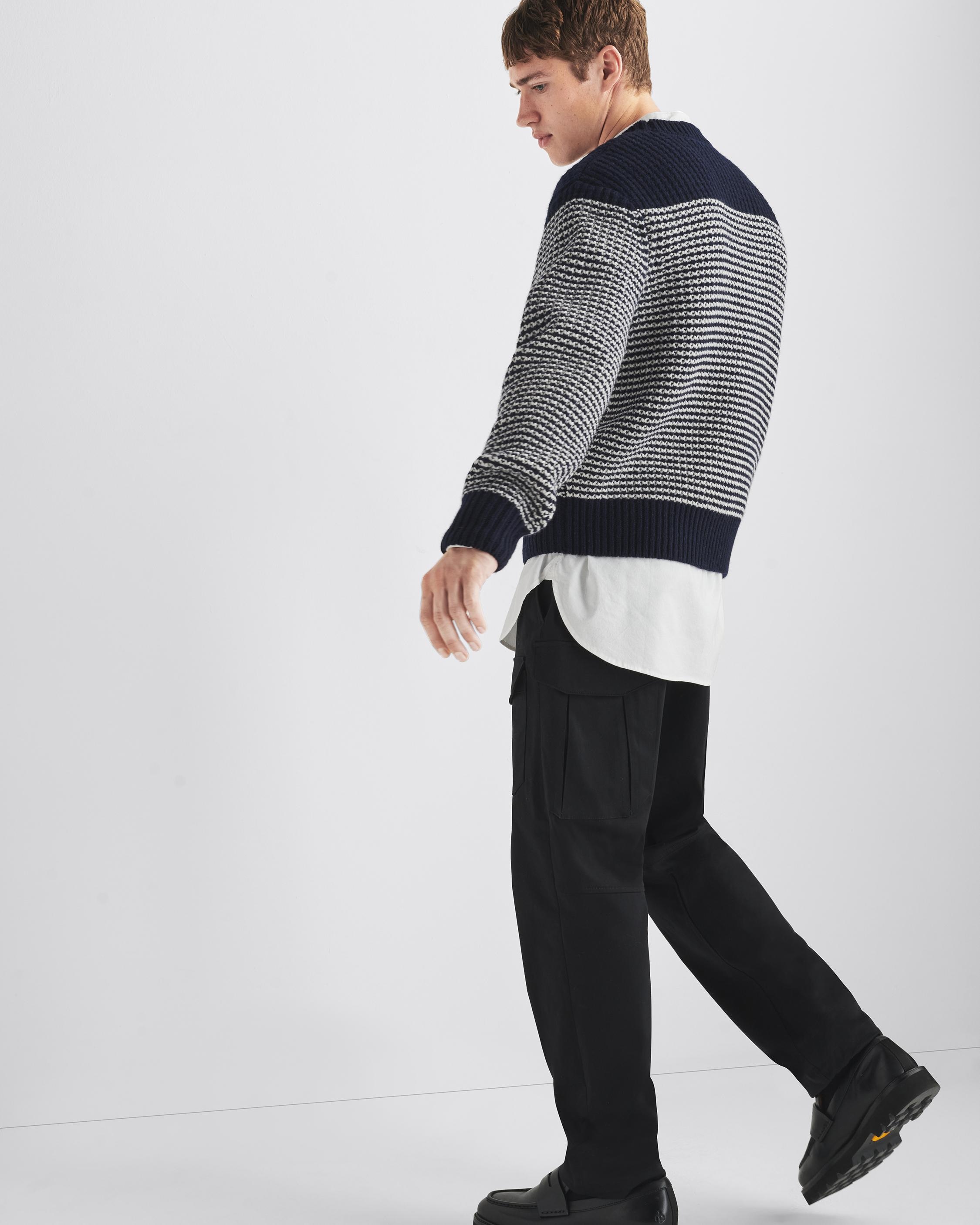 Ernie Stripe Wool Crew
Relaxed Fit - 6