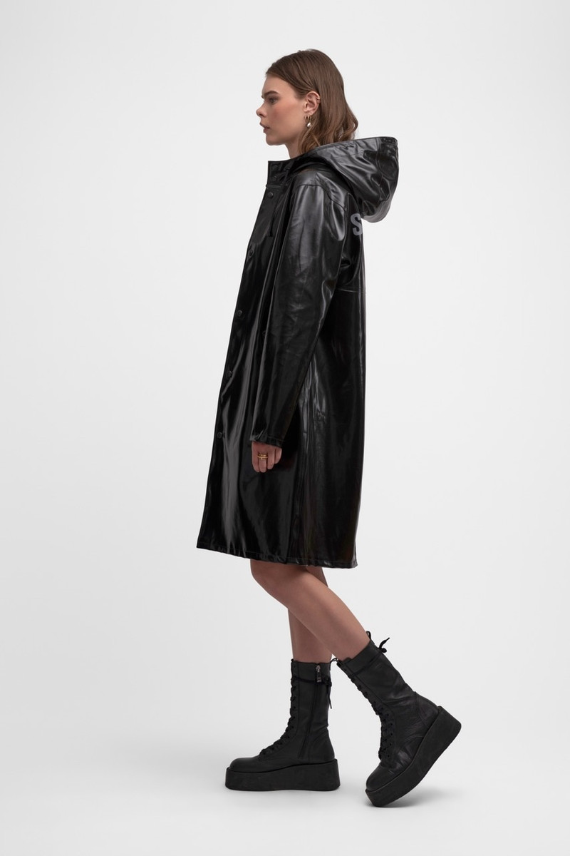 Stutterheim Stockholm Long Opal Raincoat Black outlook