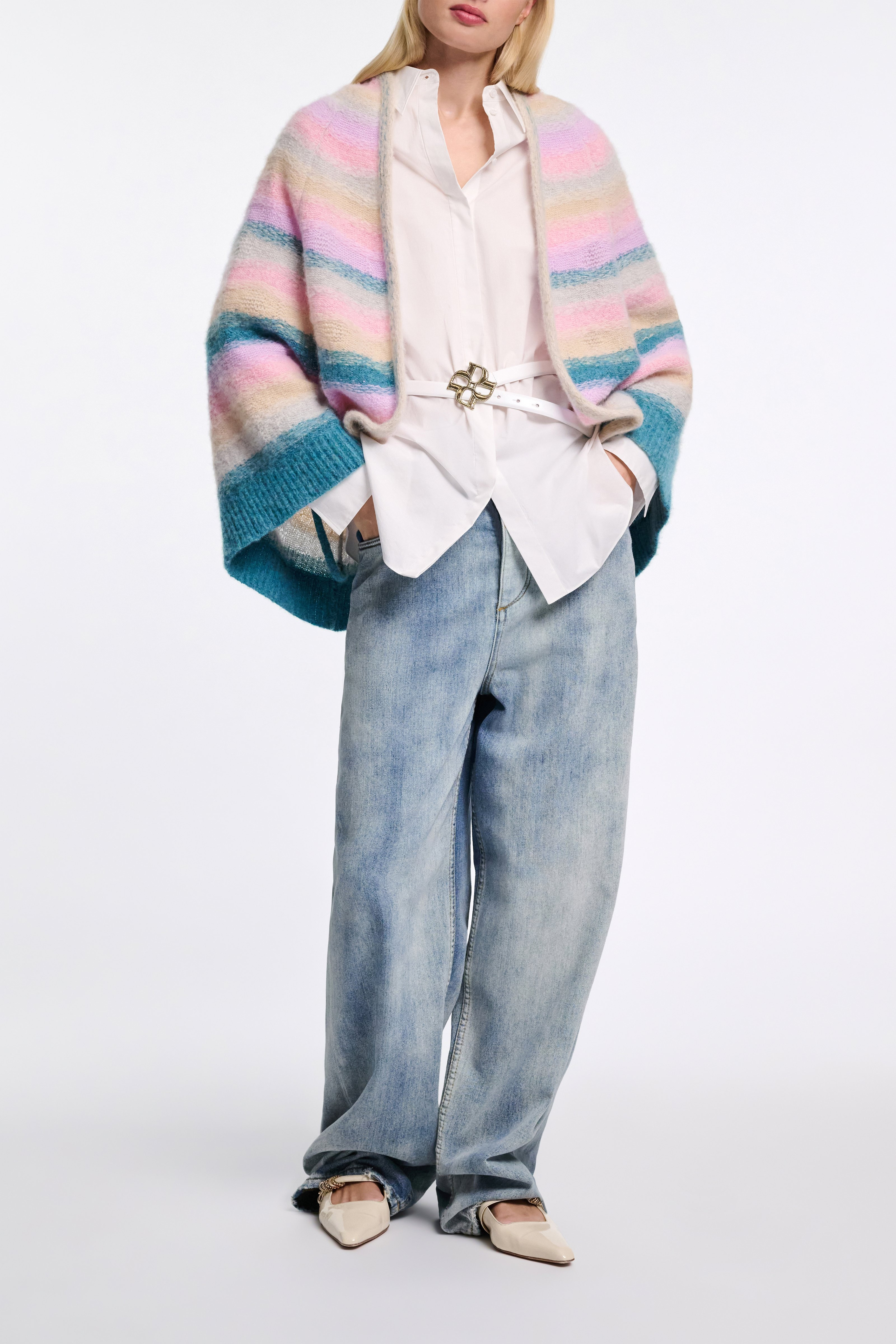 LUXURY LOVE cape - 2