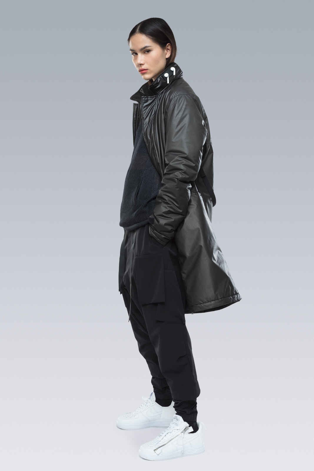 J46-FO 2L Gore-Tex Infinium™ Climashield® Coat Black - 46