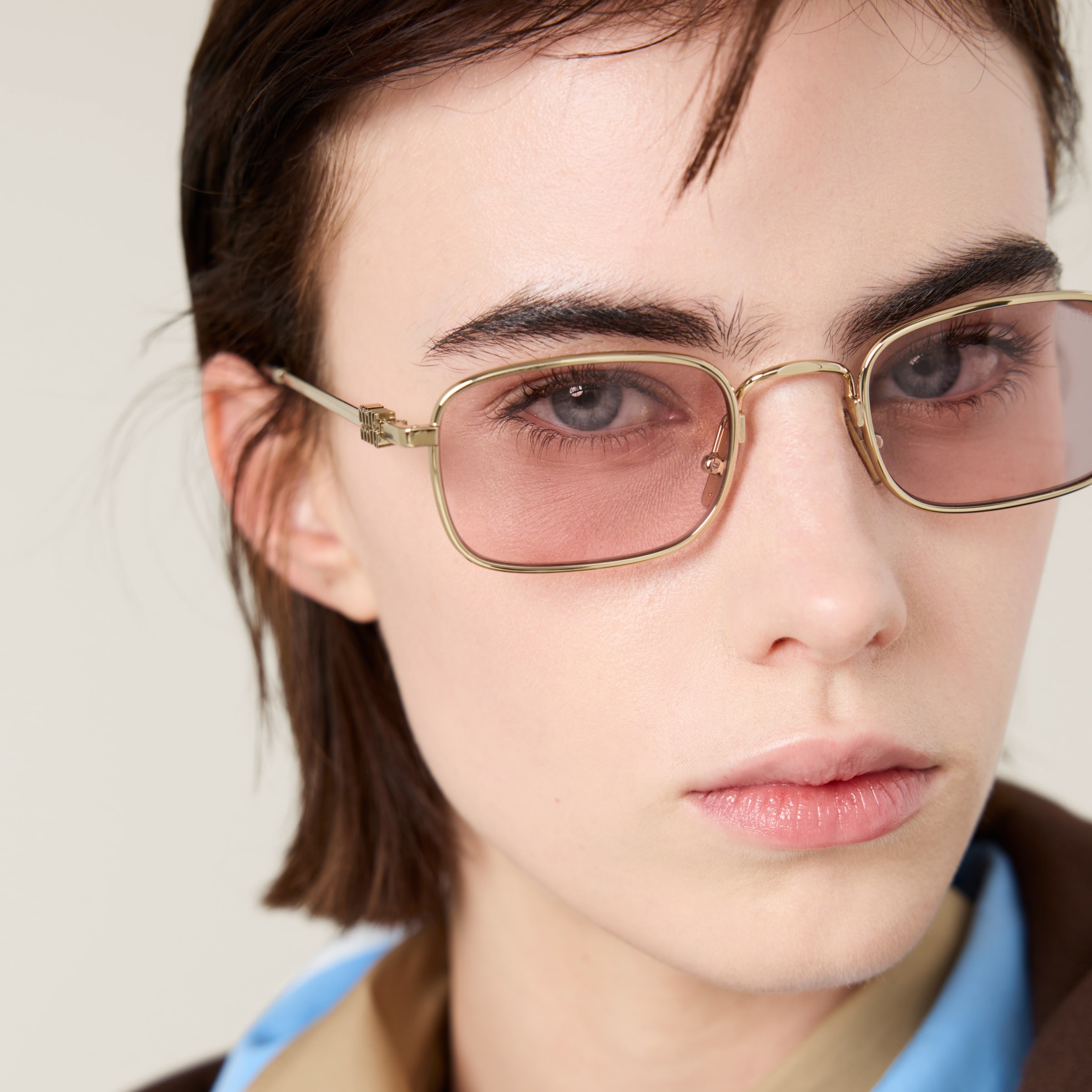 Miu Miu Miu Miu Logo sunglasses | REVERSIBLE