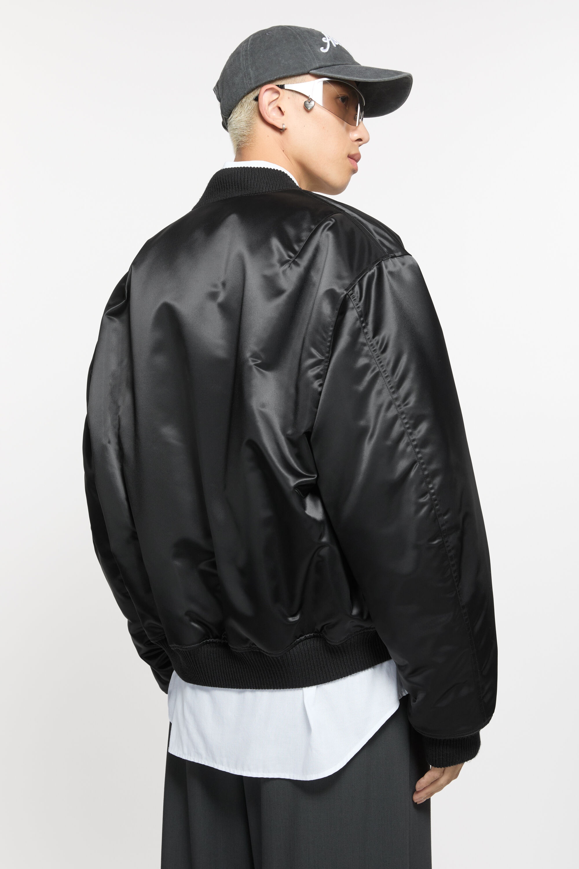 Bomber jacket logogram - Black - 4