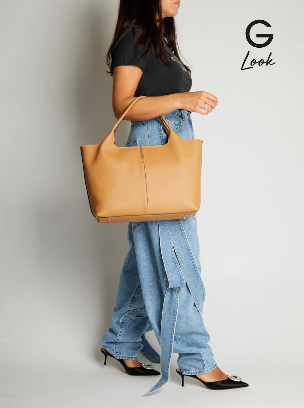Tod's Women Beige Tote Bag With Two Top Handles And Logo Plaque On The Front In Leather Woman - 6