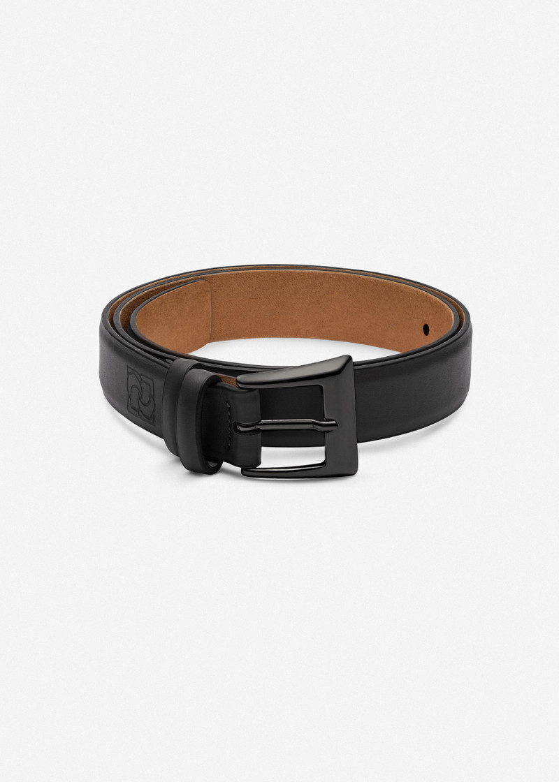 Classic buckle leather belt in black 1