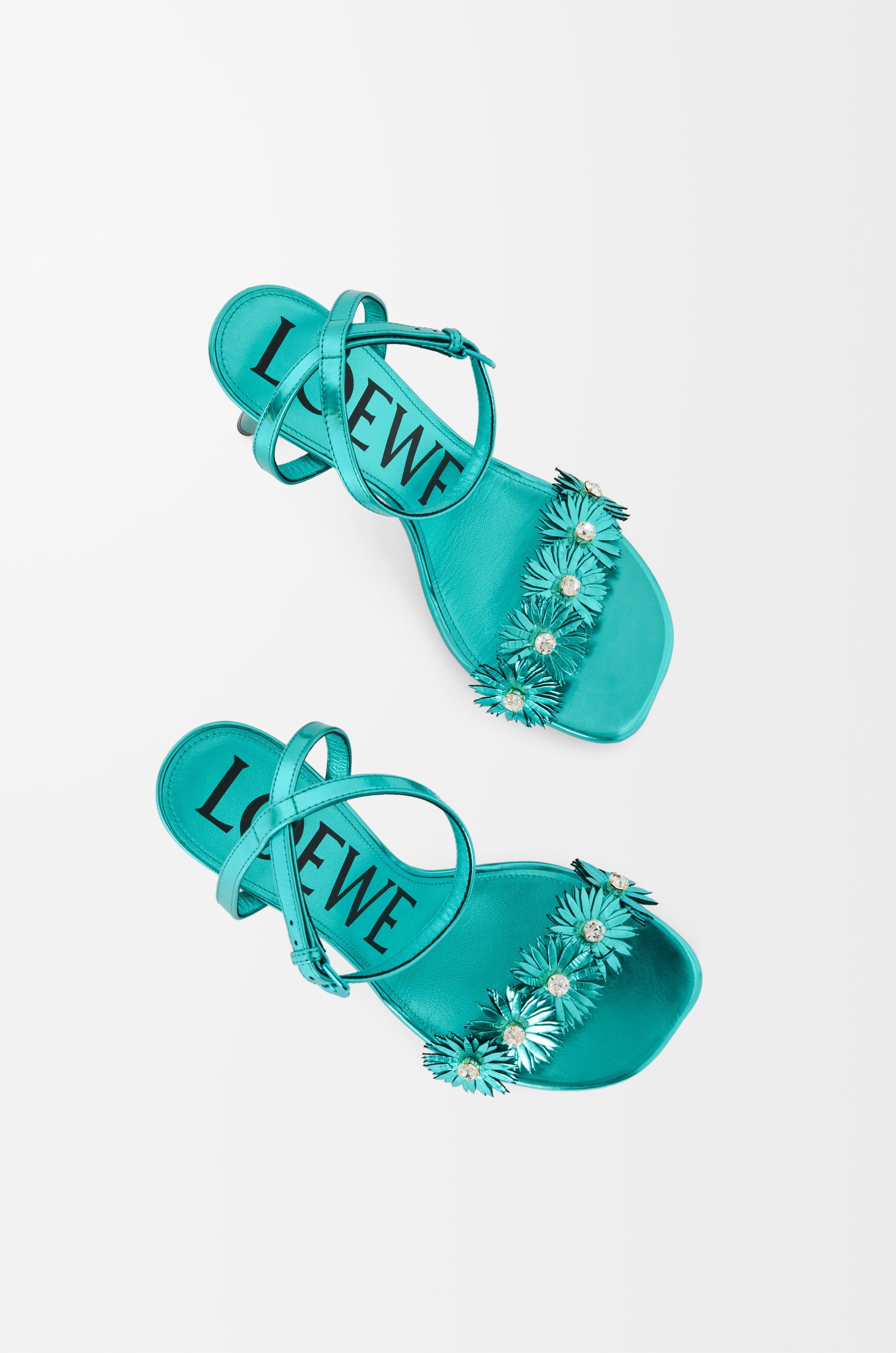 Petal Flower sandal in calfskin and crystals - 4