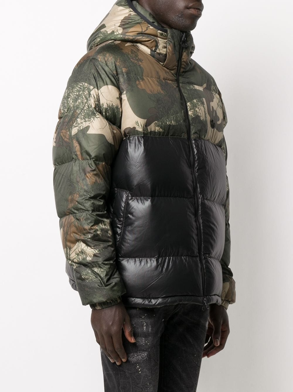 camouflage-print padded jacket  - 3