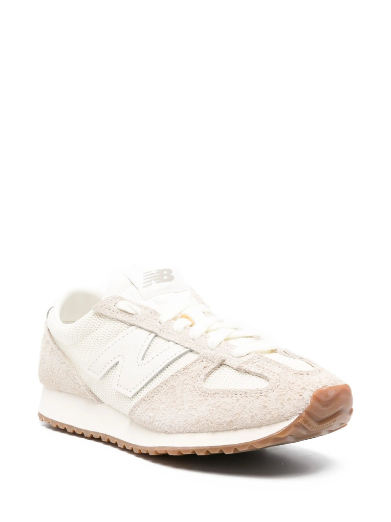 New Balance Sneakers 4