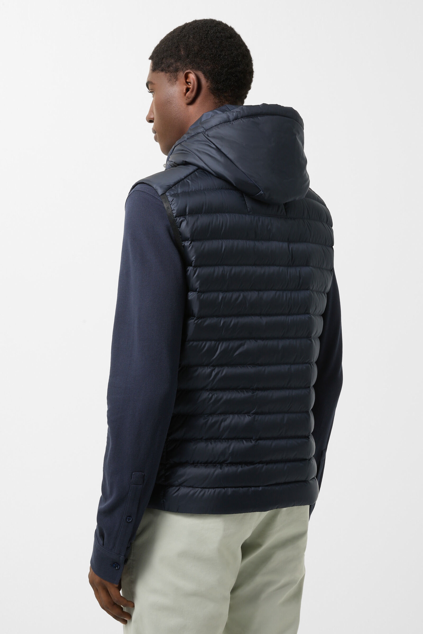 Lonne lightweight down vest in Navy blue - 3